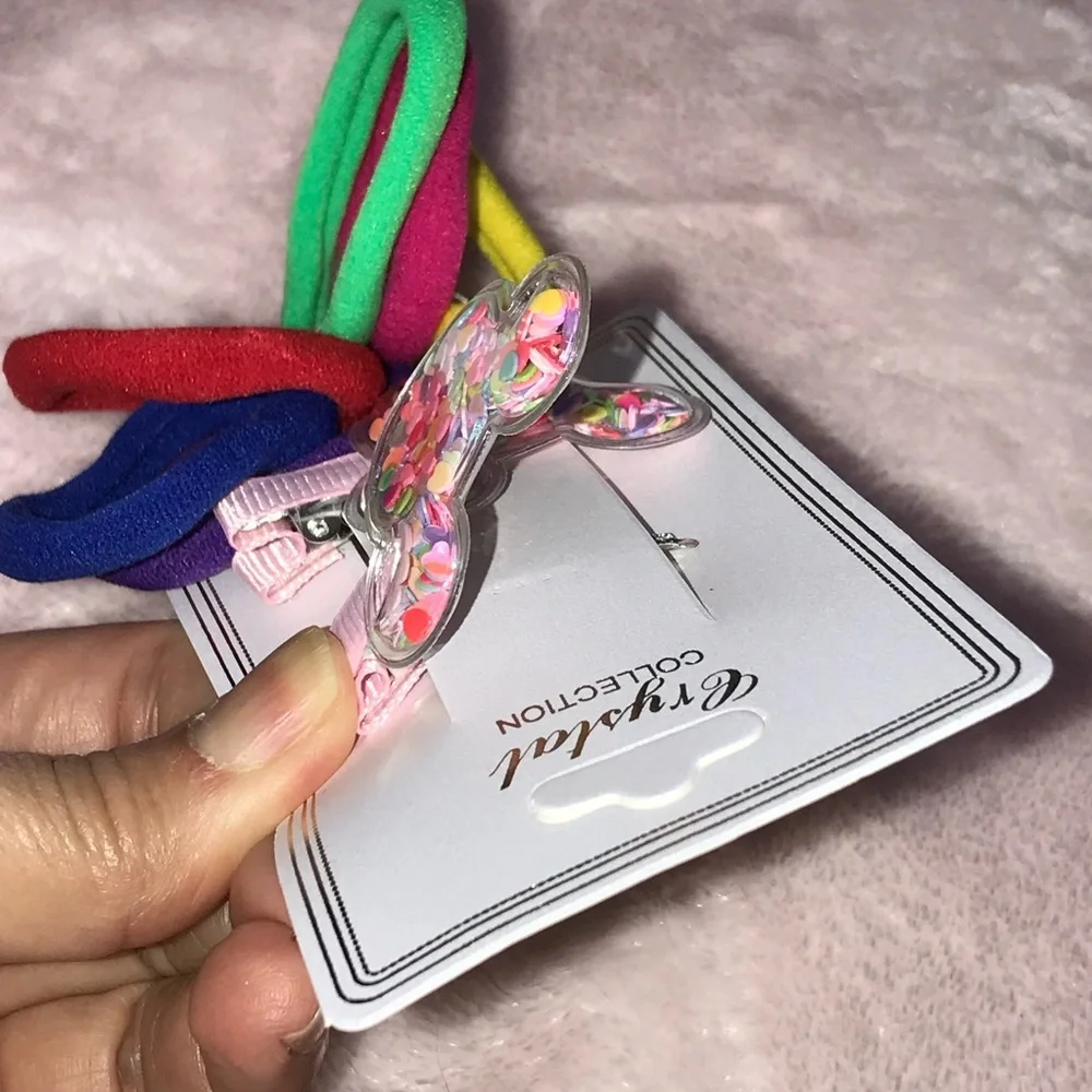 ✨✨5/$10✨✨ Crystal Collection Mouse Hair Clips and Colorful Hair Ties Set New